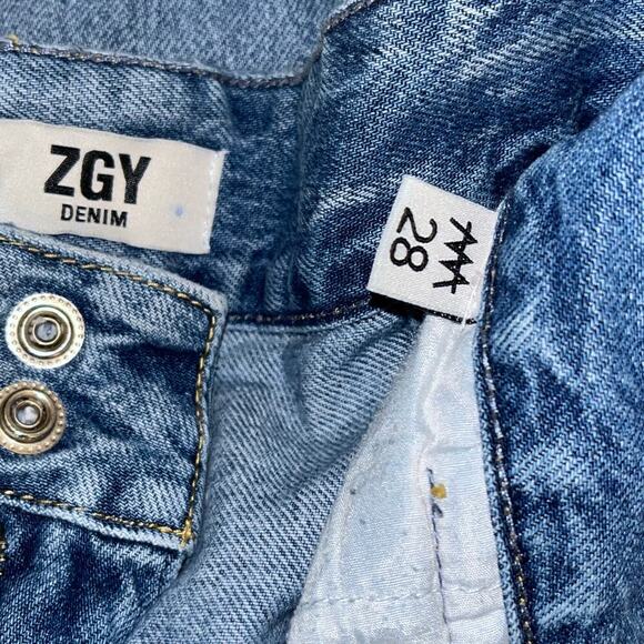 ZGY Denim High Rise Distressed Wide Leg Jeans Size 28 Raw Hem Straight Fit - Picture 6 of 9